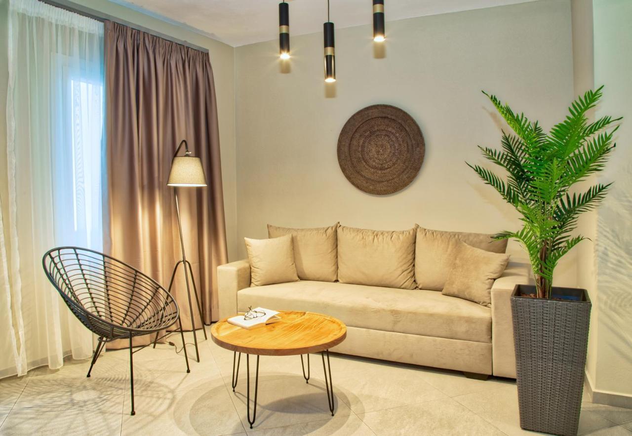 Corali Suites Andros Batsi  Ngoại thất bức ảnh