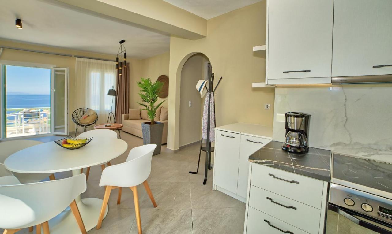 Corali Suites Andros Batsi  Ngoại thất bức ảnh