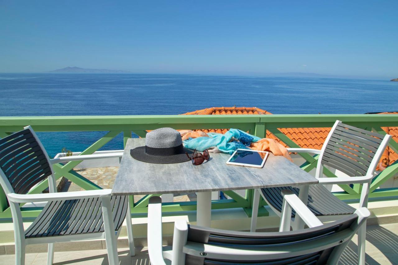Corali Suites Andros Batsi  Ngoại thất bức ảnh