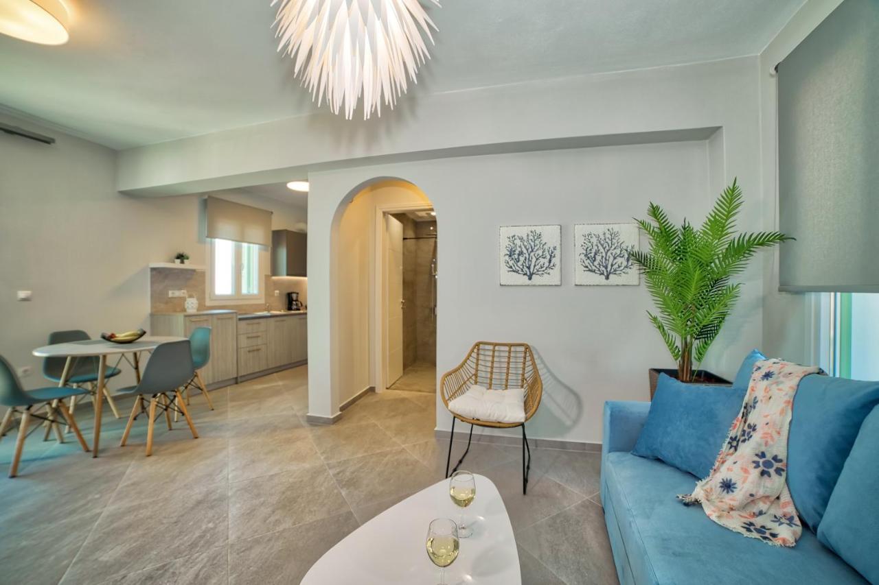 Corali Suites Andros Batsi  Ngoại thất bức ảnh