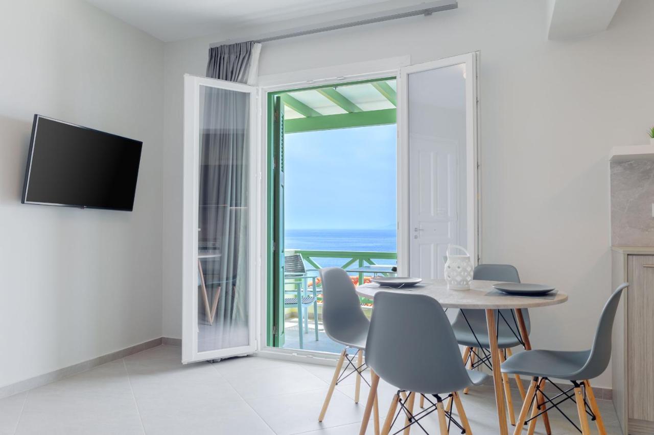 Corali Suites Andros Batsi  Ngoại thất bức ảnh