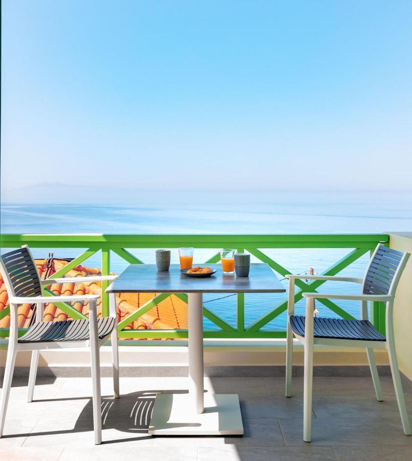 Corali Suites Andros Batsi  Ngoại thất bức ảnh