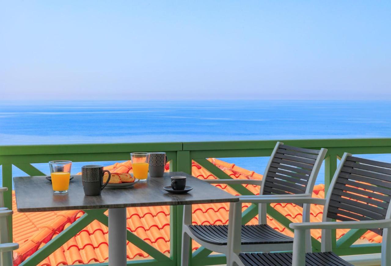 Corali Suites Andros Batsi  Ngoại thất bức ảnh